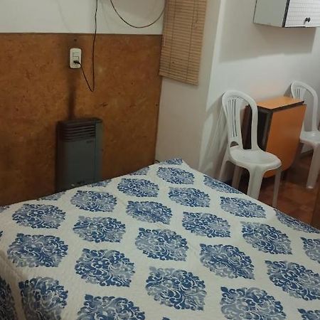 Departamentos Urquiza 2 Appartement Mendoza Buitenkant foto